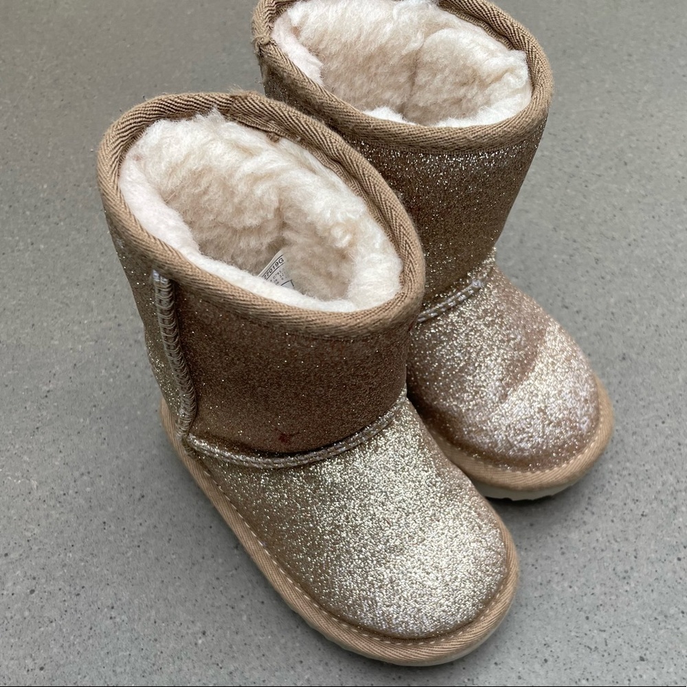 little kid sparkle uggs